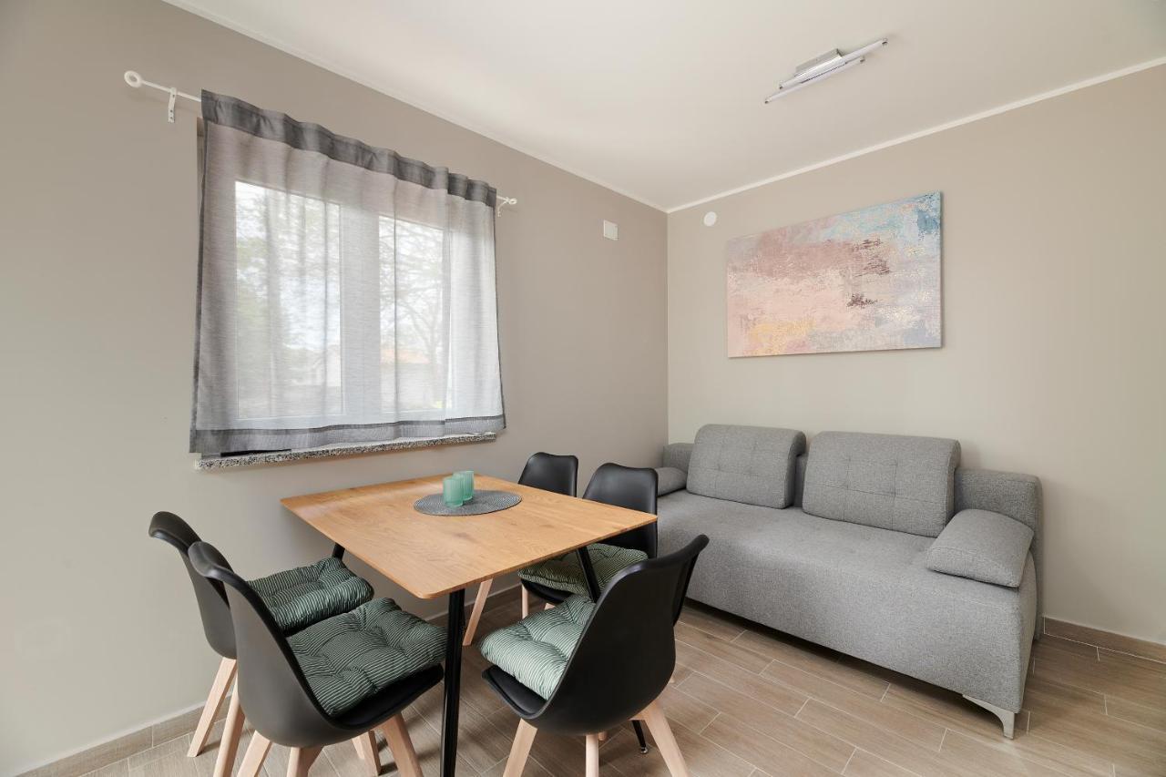 Villa Dvori Bašanija Extérieur photo